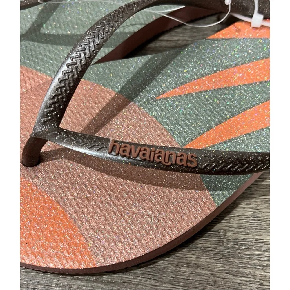 Havaianas size 11
